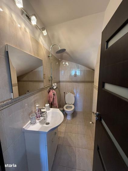 Casa gata de mutat cu teren 500 mp, langa A0, A1 , Bacu , Joita. - 9