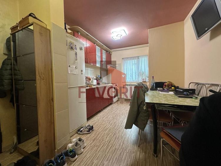 3 camere | centrala proprie | boxa | mobilat si utilat | zona excelenta | - 3