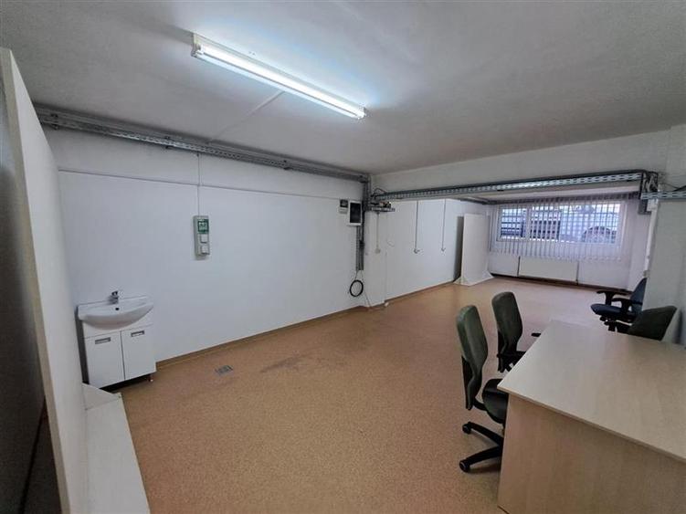 Spatiu pentru birouri, 50 mp utili, situat in zona Tetarom! - 4