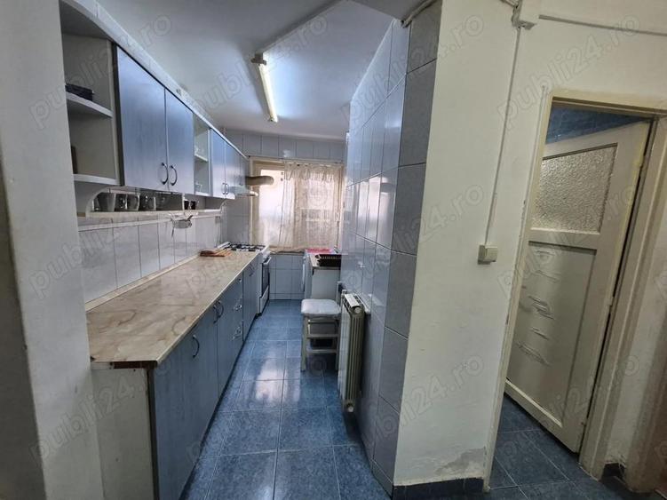 Vand apart 2 camere sect 4 sos Giurgiului - 9