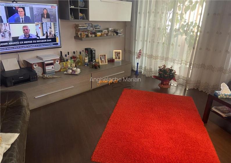Apartament 3 camere , zona centrala - Unitatea de pompieri ,