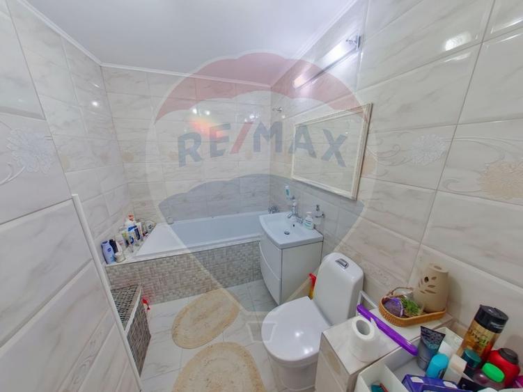 Apartament cu 4 camere de vanzare in zona Central - 7