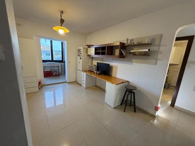 Apartament 3 camere de vanzare, zona Bucovina - 8