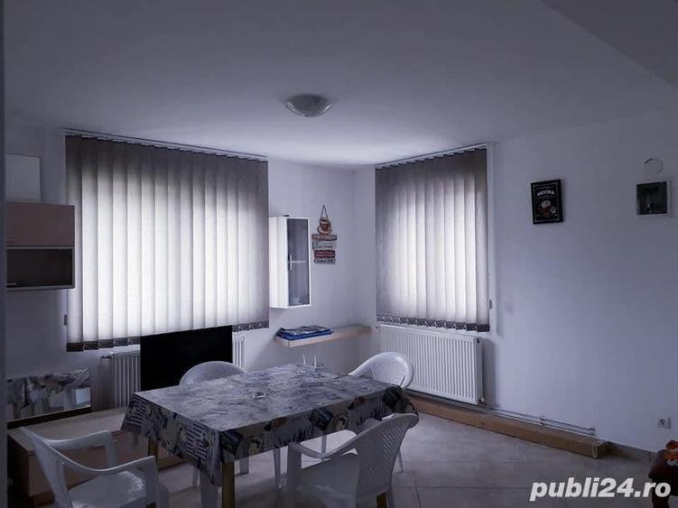 Pensiune 12 camere cu bai proprii si parcare asigurata in mamaia - 9