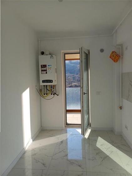 Locuinta cu 4 camere pentru un proprietar cu imaginatie - 13