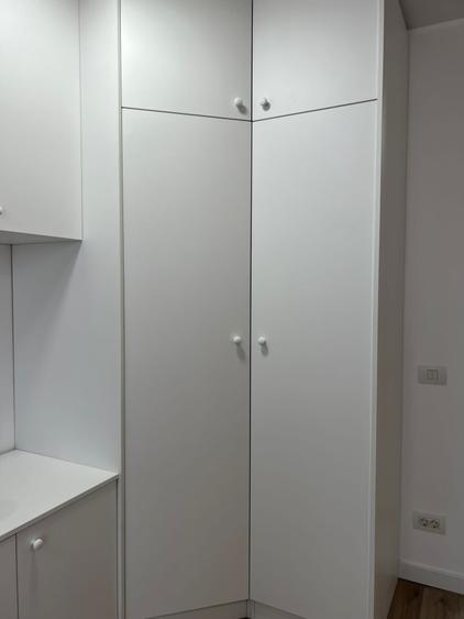 Locatie privilegiata: La ISHO  cel mai  renumit bloc central - 5