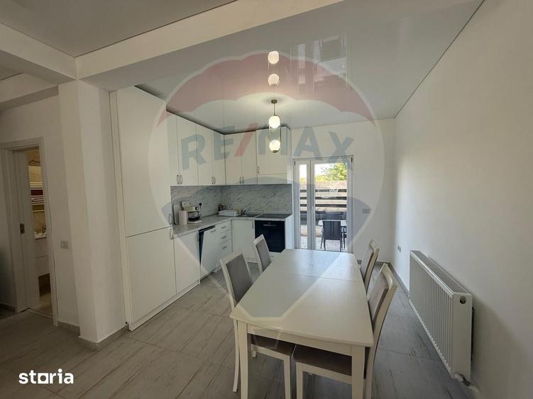 Casă cu 3 camere cu Teren 100 Mp în Central