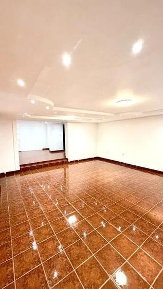 Spațiu comercial, de 85 mp, în Ștrand