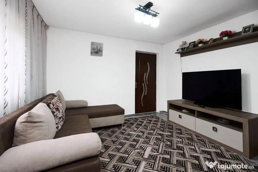 Casă cu 2 camere cu Teren 1000 Mp în Gherghești