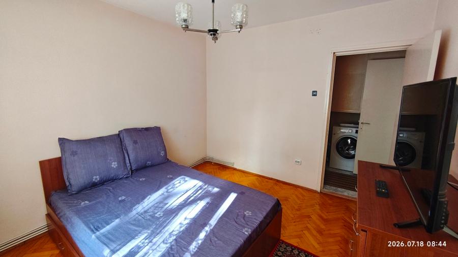 Apartament cu 2 camere semidecomandat în Tătărași