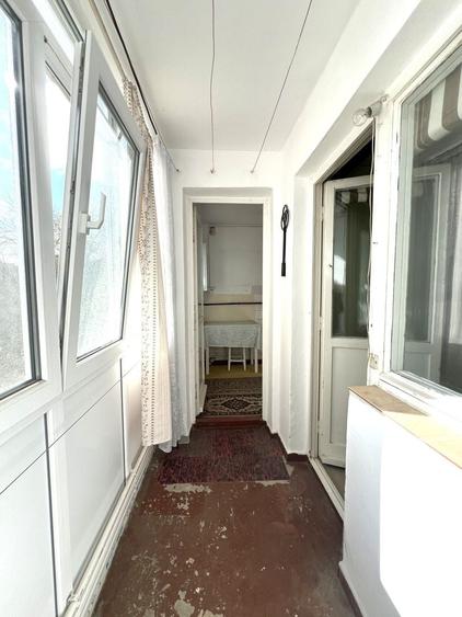 Apartament cu 2 camere semidecomandat în Micro 40