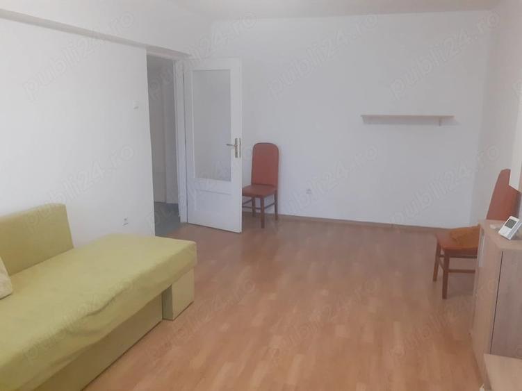 Apartament cu 2 camere decomandat în Călărași
