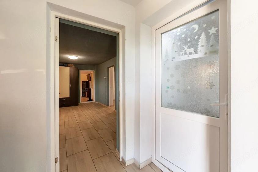 Casă cu 3 camere cu Teren 1034 Mp în Crintești
