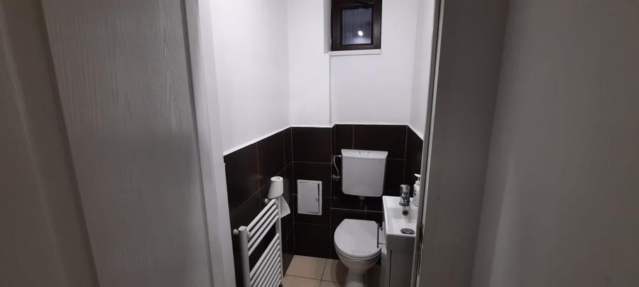 Casă individuală cu 5 camere cu Canalizare în Libertății