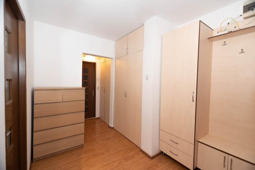 Apartament cu 2 camere decomandat în Popa Șapcă
