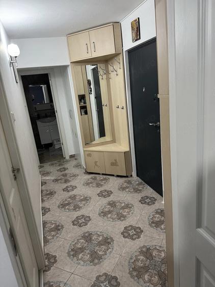 Apartament cu 2 camere decomandat în Micro 17