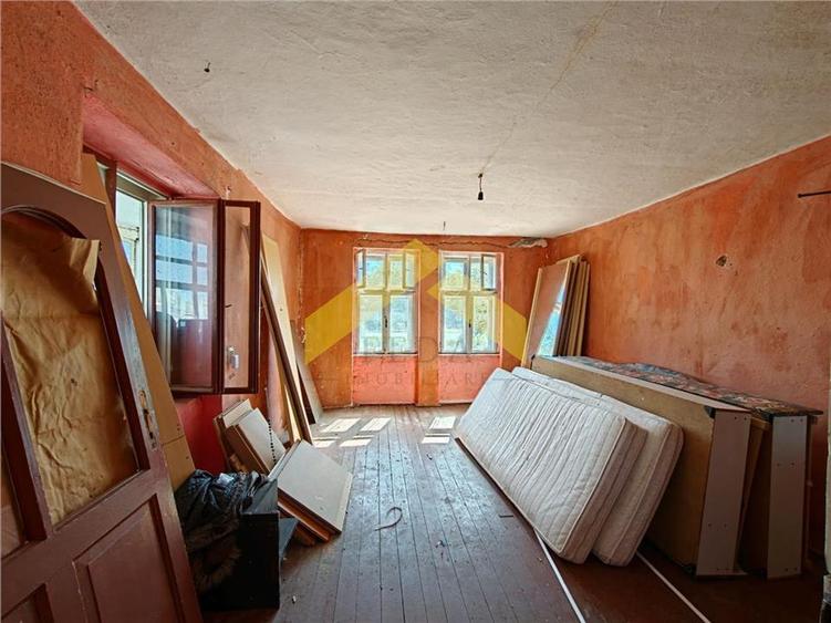 Casă individuală cu 3 camere cu Canalizare în Felnac