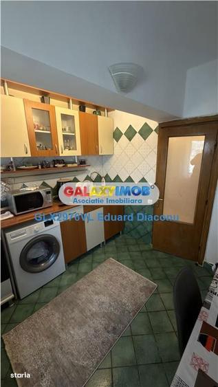 Apartament cu 2 camere decomandat, mobilat în Ultracentral