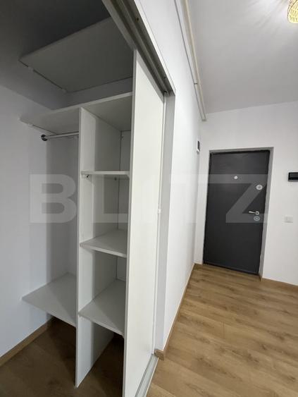 Apartament cu 3 camere semidecomandat, mobilat în Chinteni