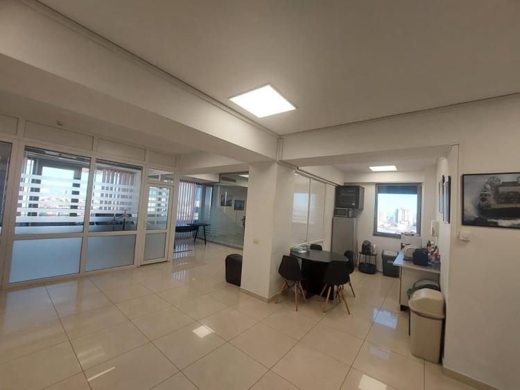 Centru - Bd. Mamaia , spatiu IDEAL BIROURI in cladire reprezentativa , 240 mp. - 9
