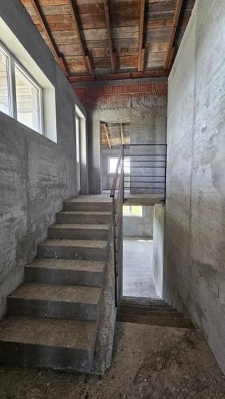 Casa individuala cu 5 camere, 160mp utili, 800mp teren, Chinteni - 14