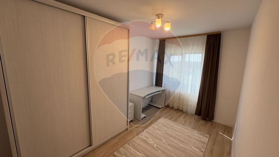 Apartament cu 3 camere de inchiriat la Lacul Morii - 3