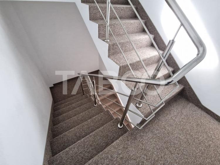 Duplex 101mpu pe 2 niveluri si apartament cu intrare separata Selimbar - 17