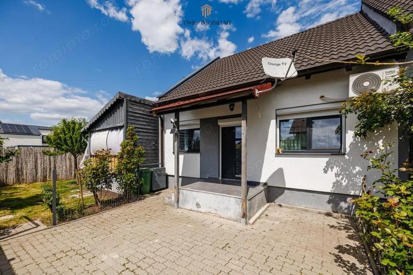 Cea mai accesibila casa din Dumbravi?a 3 camere, teren 293 mp - 3