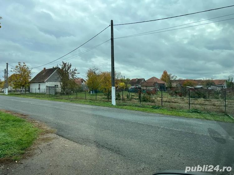 vand casa la tara - 1