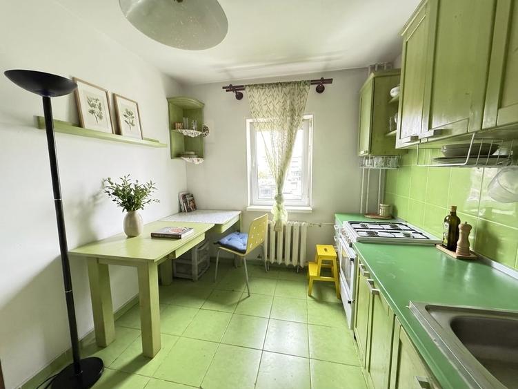 Apartament cu 2 camere semidecomandat în Bucovina
