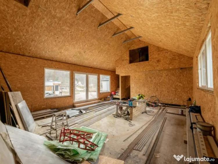 Casa moderna cu 5 camere intr-o zona lini?tita de deal - 7