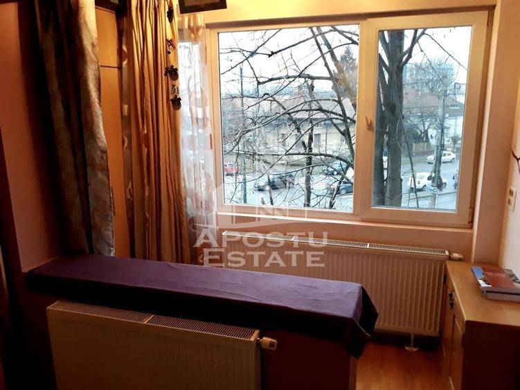 Apartament 2 camere , decomandat, zona Circumvalatiunii - 4