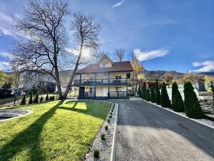 Vila de lux cu vedere la Muntii Bucegi, aproape de Castelul Bran, COMISION 0%!! - 1