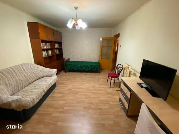 Apartament cu 4 camere decomandat în Mărăști