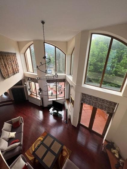 Vila de vis cu parc privat  — Panoramă Unică Spre Crucea Caraiman, - 7