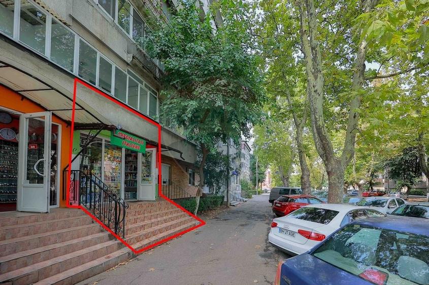 De vânzare apartament cu 1 cameră și spațiu comercial, în zona Decebal - 7