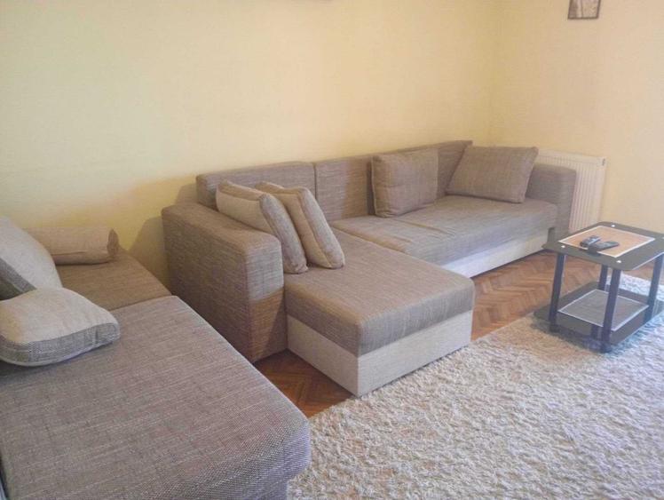 Apartament- 1 camera - ideal pentru investitie - Zona Circumvalatiunii - 1