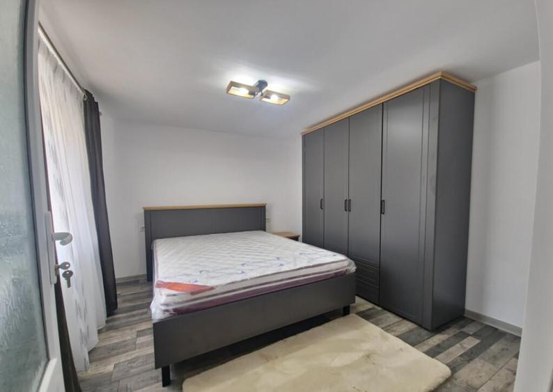 Casa individuala 3 camere foisor acoperit curte km 4 - 11