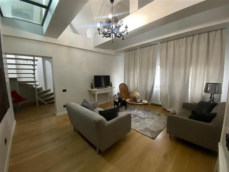 Penthouse in vila, de vanzare - Strada Tokio - 10