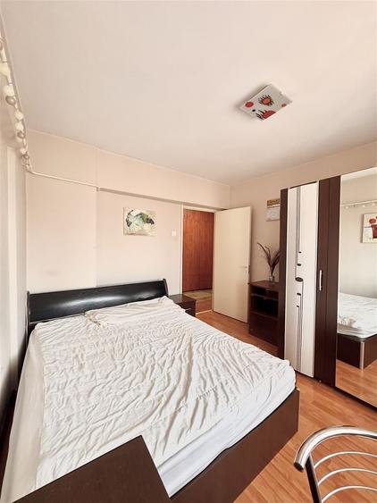 Apartament 3 camere, 2 bai, decomandat - Gara-Centru - 3