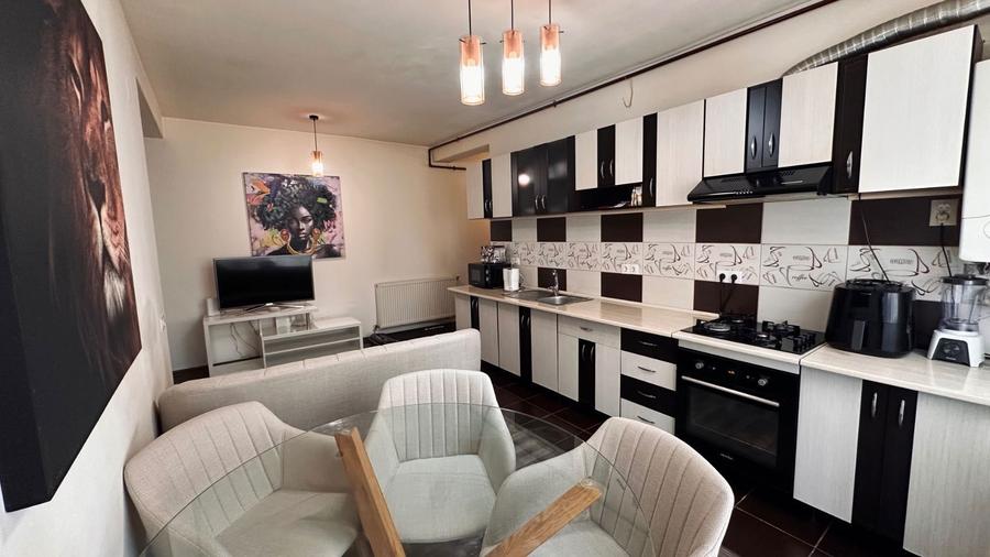 Apartament 3 camere Complet mobilat/utilat Zona excelenta Eroilor 186 - 1