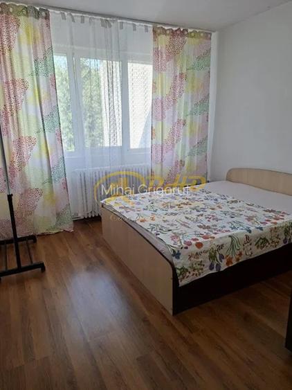 Apartament 2 camere, etaj 4, Tatarasi – Ciurchi, foarte aproape de Iulius Mall