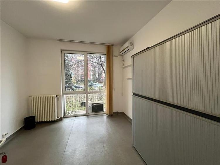 Diplomat Business Center - utilitati incluse - 11