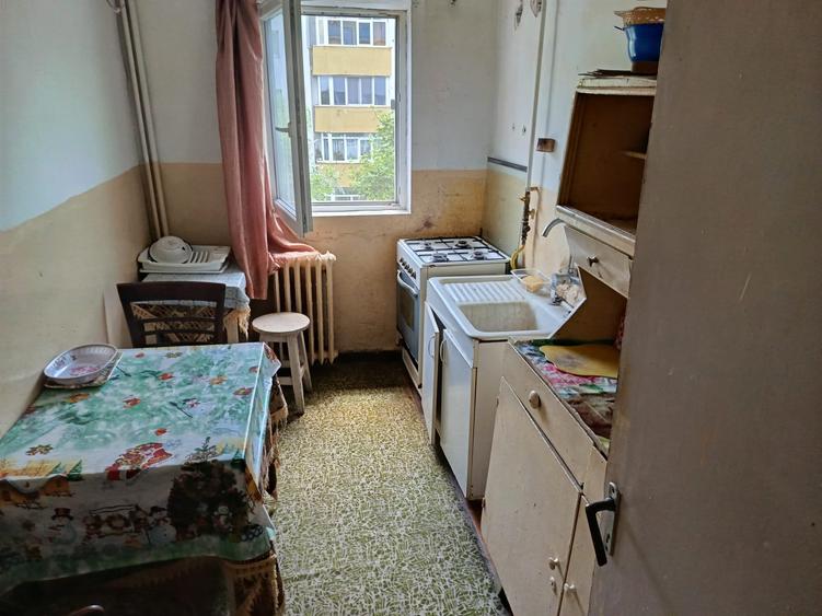 Titu, județul Dâmbovița - de vânzare apartament 3 camere, bine pozitionat! - 6