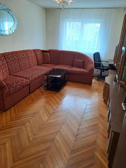 Inchiriez apartament 3 camere - 6