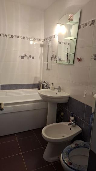 Inchiriez apartament - 1