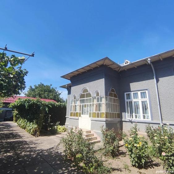 Casa la ?ara de vanzare - 1