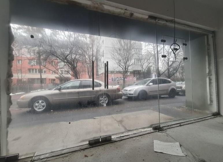 Spatiu 20 mp 4 min Titan Metrou - 3