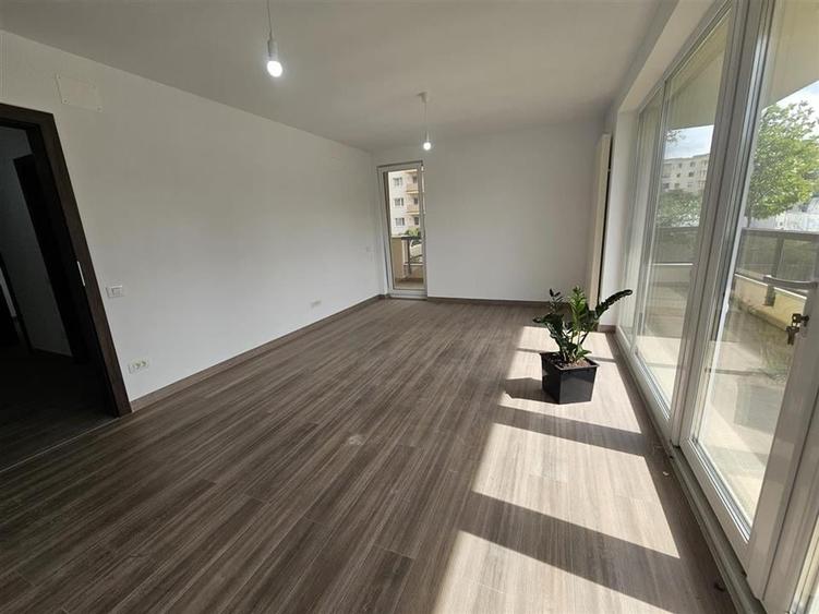 Spatiu Comercial 85mp URBAN PLAZA - 3