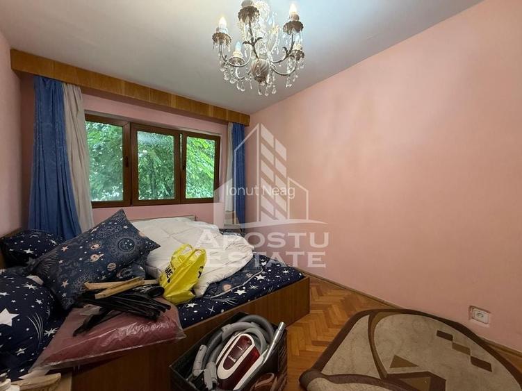 Apartament cu 2 camere semidecomandat, mobilat în Dacia Apartament cu 2 camere semidecomandat, mobilat în Dacia
